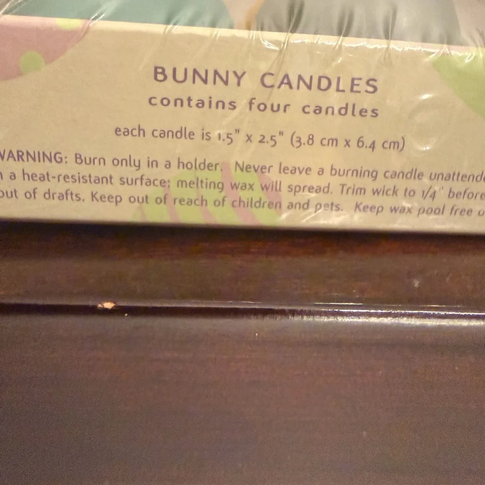 Vintage White Barn Easter Miniature Candles Bunny Rabbits Colorful 4 Candles New